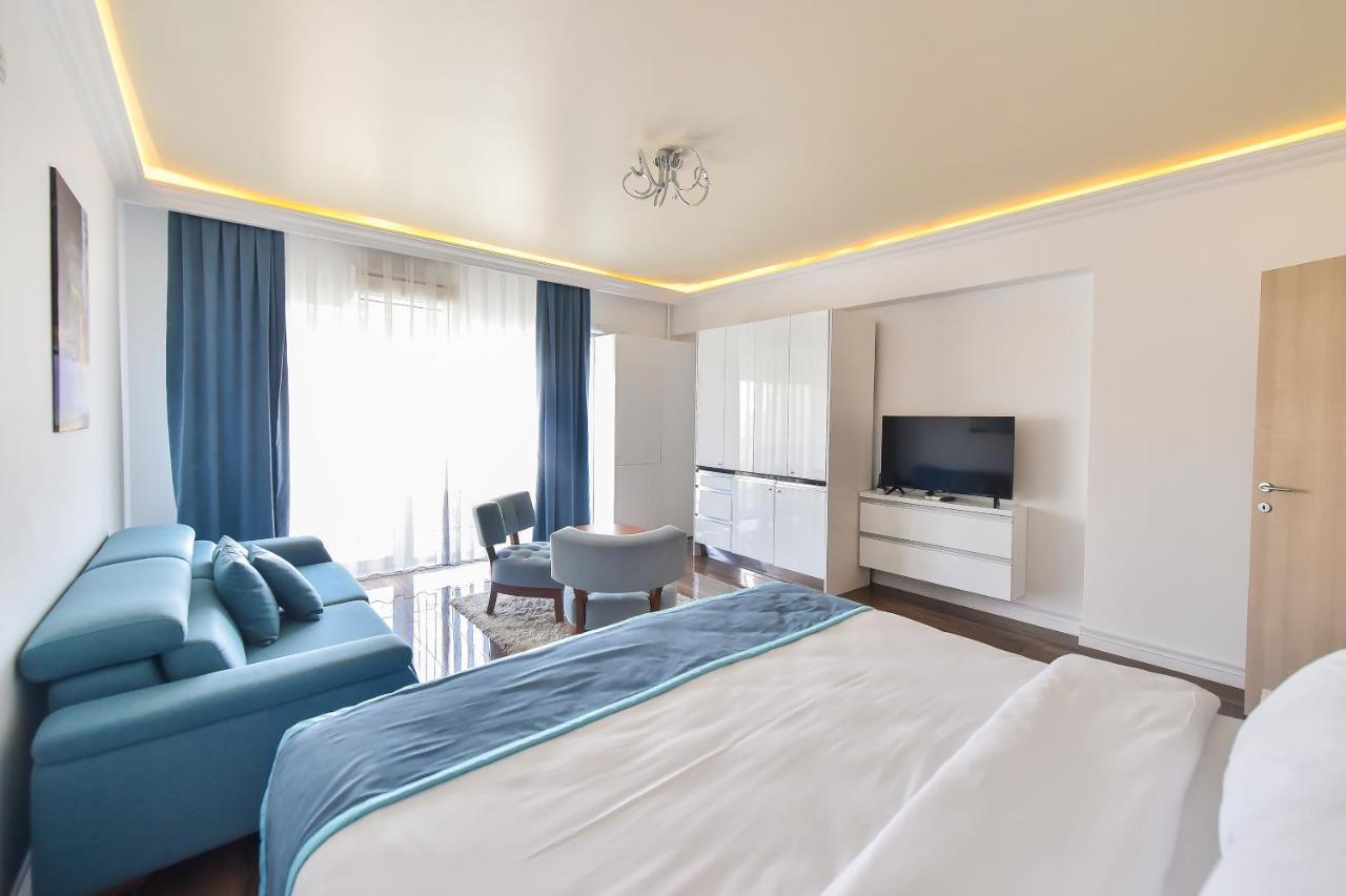 White Tower Private Apartment Beach View Mamaia Extérieur photo