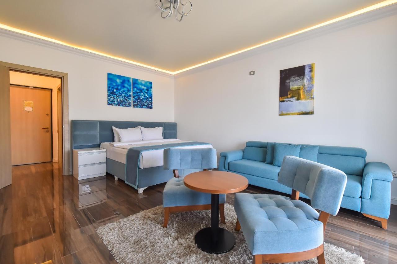 White Tower Private Apartment Beach View Mamaia Extérieur photo