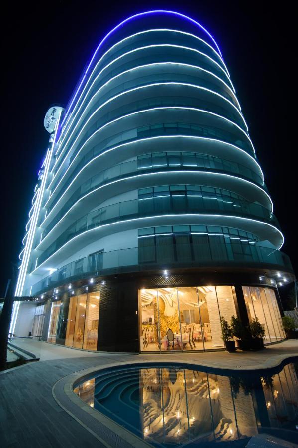 White Tower Private Apartment Beach View Mamaia Extérieur photo