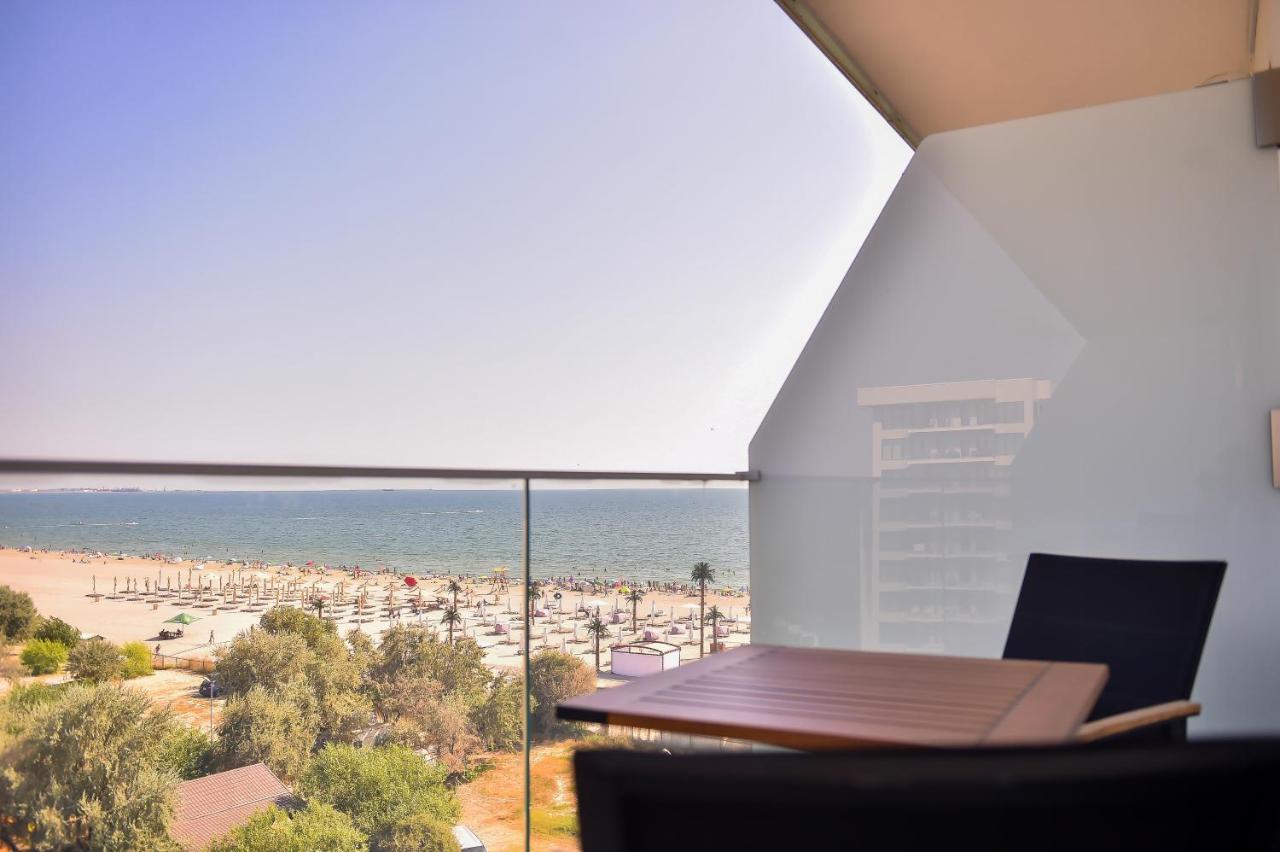 White Tower Private Apartment Beach View Mamaia Extérieur photo